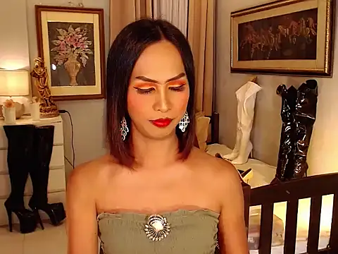 Snapshot of Nathalieheartt chatting on September 10, 11:27 pm Nathalieheartt online show from September 10, 11:27 pm