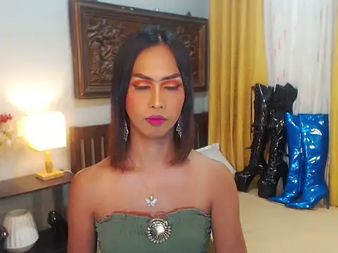 Snapshot of Nathalieheartt chatting on September 23, 3:53 am Nathalieheartt online show from September 23, 3:53 am