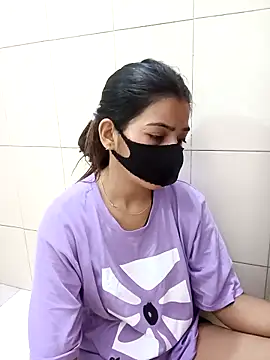 Snapshot of Hot_Jaanvi_ chatting on September 17, 3:30 am Hot Jaanvi online show from September 17, 3:30 am