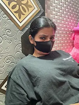 Snapshot of Hot_Jaanvi_ chatting on March 23, 3:32 am Hot Jaanvi online show from March 23, 3:32 am
