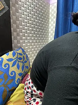 Snapshot of Hot_Jaanvi_ chatting on April 7, 4:35 am Hot Jaanvi online show from April 7, 4:35 am