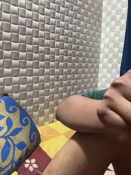 Snapshot of Hot_Jaanvi_ chatting on April 18, 4:49 am Hot Jaanvi online show from April 18, 4:49 am