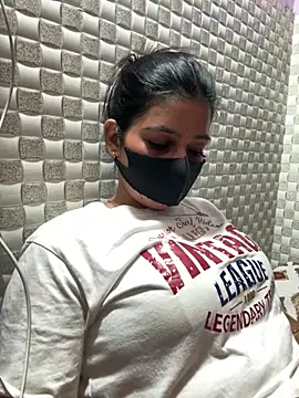 Snapshot of Hot_Jaanvi_ chatting on April 23, 4:09 pm Hot Jaanvi online show from April 23, 4:09 pm