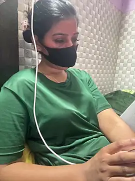 Snapshot of Hot_Jaanvi_ chatting on April 28, 3:44 am Hot Jaanvi online show from April 28, 3:44 am
