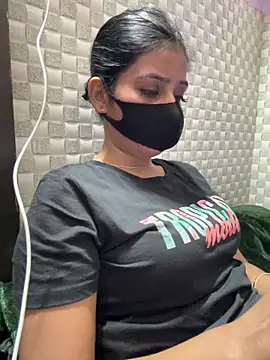 Snapshot of Hot_Jaanvi_ chatting on April 30, 4:24 pm Hot Jaanvi online show from April 30, 4:24 pm