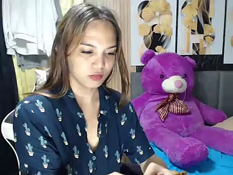 Snapshot of Raffa_ella69 chatting on October 30, 6:48 am Raffa ella69 online show from October 30, 6:48 am