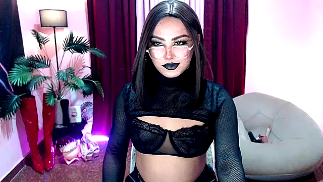 Unique Maya online show from September 18, 6:48 am