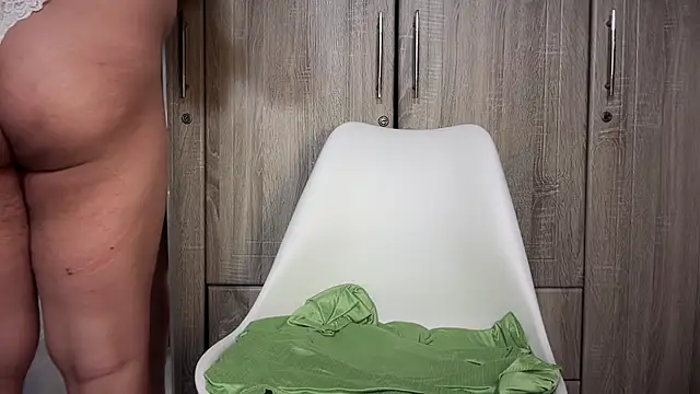 Snapshot of CarlaFuta chatting on October 6, 7:44 pm CarlaFuta online show from October 6, 7:44 pm