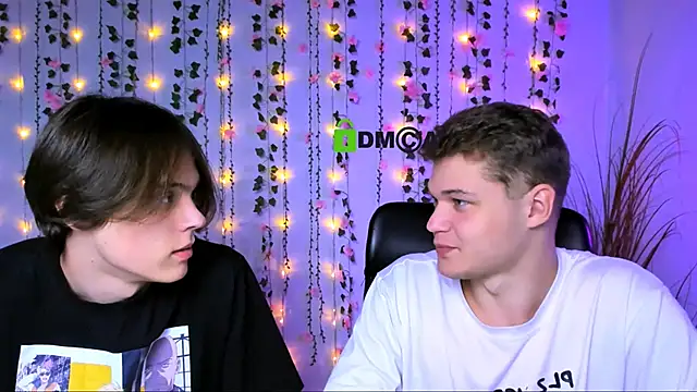 lucas long  online show from October 4, 7:01 pm