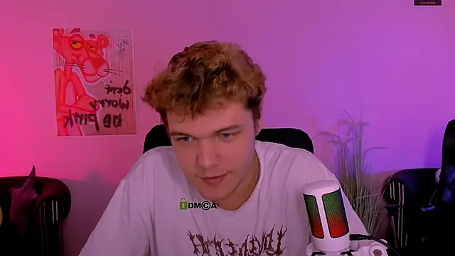 lucas long  online show from December 17, 9:48 am