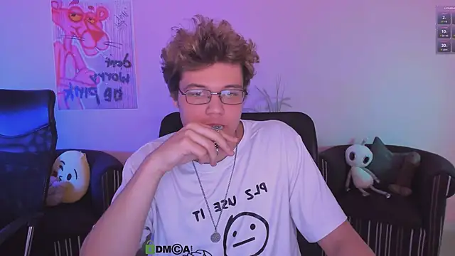 lucas long  online show from January 10, 12:40 pm