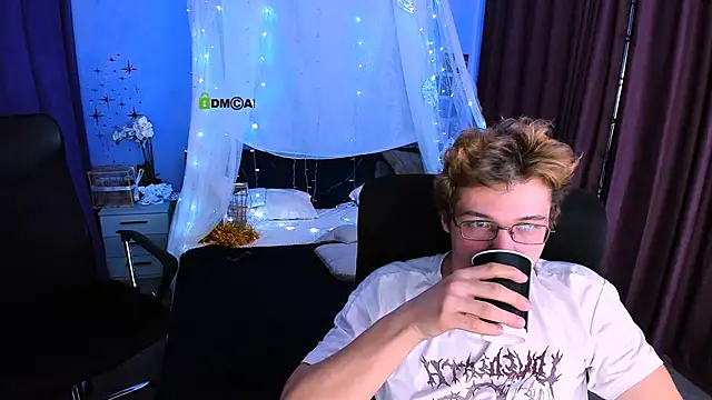 lucas long  online show from January 17, 10:13 pm