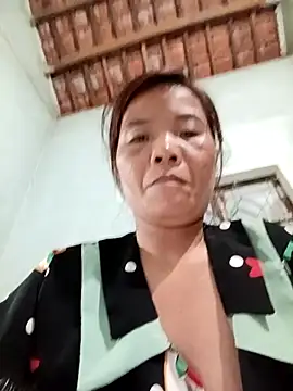 Snapshot of Harmony92 chatting on October 2, 12:23 pm Harmony92 online show from October 2, 12:23 pm