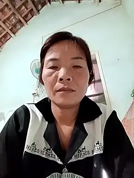 Snapshot of Harmony92 chatting on October 17, 12:58 am Harmony92 online show from October 17, 12:58 am