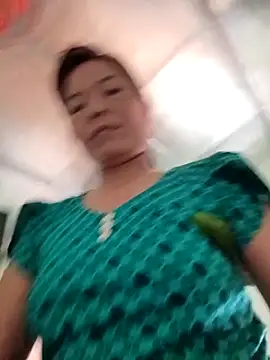 Snapshot of Harmony92 chatting on October 26, 7:25 am Harmony92 online show from October 26, 7:25 am