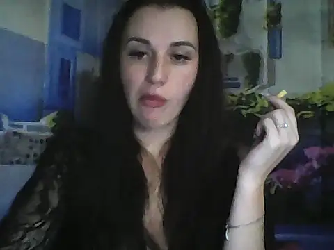 Snapshot of Qinini chatting on November 24, 10:09 pm Qinini online show from November 24, 10:09 pm