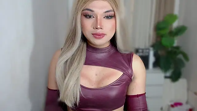 Snapshot of Samantha_Millerxxx chatting on March 19, 7:34 am Samantha Millerxxx online show from March 19, 7:34 am