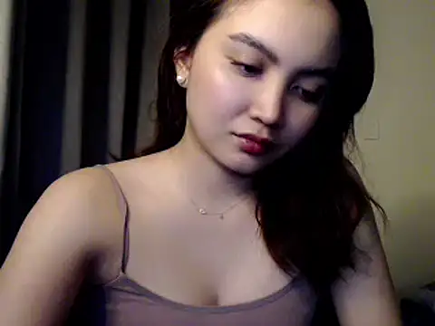 ladymiaxx online show from October 2, 2:35 pm