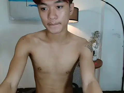 ur little secret online show from October 5, 12:36 pm