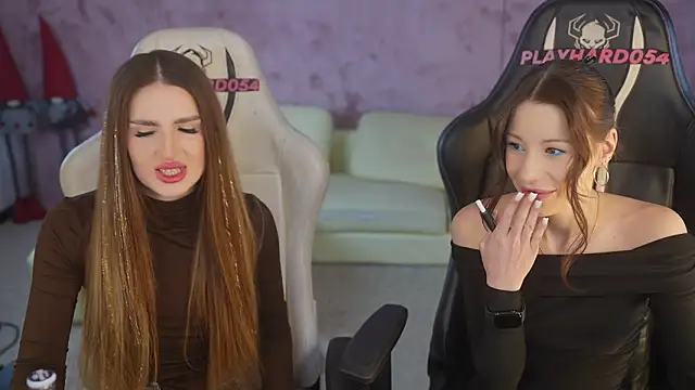 Selena Glow online show from February 6, 11:41 pm