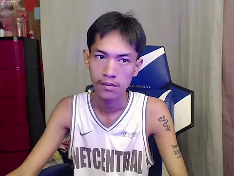 riks tyler online show from July 30, 5:45 pm