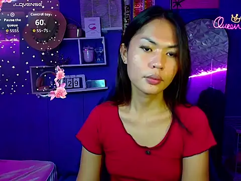 urgirljane online show from June 29, 7:14 am