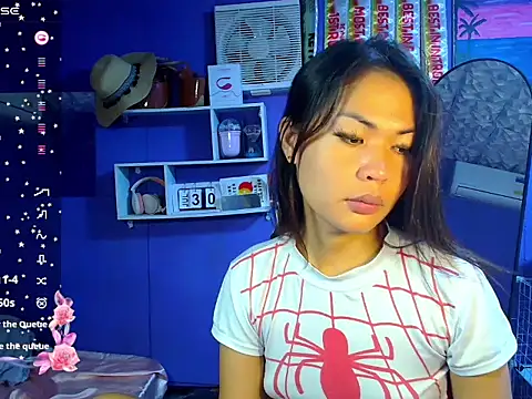urgirljane online show from July 29, 11:03 pm