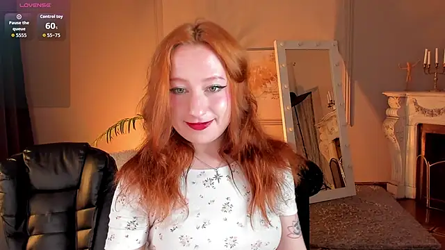 Snapshot of Violet_Griffen chatting on May 20, 3:40 pm Violet Griffen online show from May 20, 3:40 pm