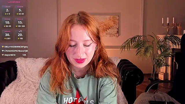 Violet Griffen online show from July 3, 6:25 pm
