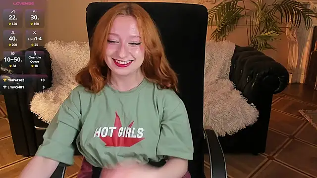 Violet Griffen online show from July 14, 3:51 pm
