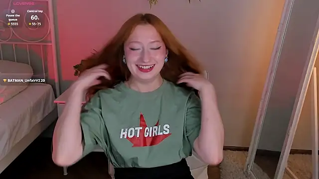 Violet Griffen online show from August 5, 3:48 pm