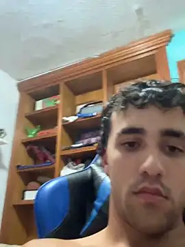 aavrdvh33 online show from October 21, 9:37 pm