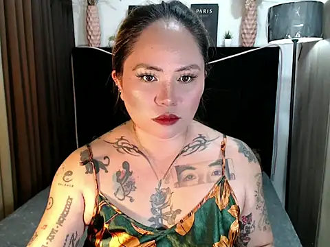 Snapshot of EstellaStarXxx chatting on June 20, 6:49 am EstellaStarXxx online show from June 20, 6:49 am