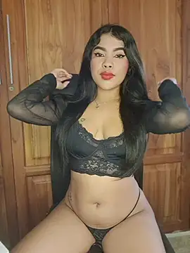 Michell em online show from June 24, 6:18 pm