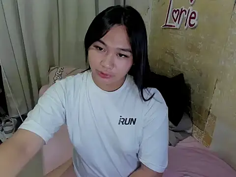 Snapshot of Seductive_lorie chatting on October 30, 8:31 pm Seductive lorie online show from October 30, 8:31 pm