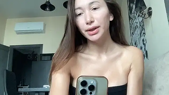 Snapshot of Beross1 chatting on October 3, 7:05 am Beross1 online show from October 3, 7:05 am