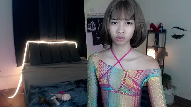 Lavictoriathegreat online show from March 13, 8:59 pm