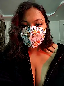 colleen hoover online show from December 15, 7:40 pm