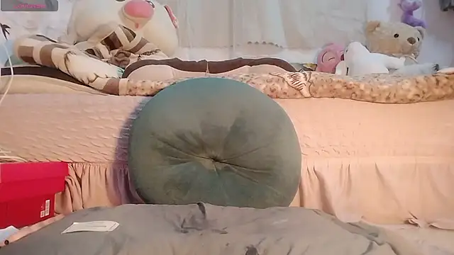 Mailisa Ana online show from December 14, 10:03 pm