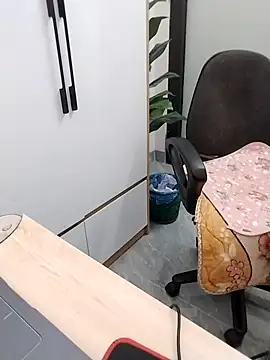 Snapshot of Mina_luna chatting on October 2, 10:50 pm Mina luna online show from October 2, 10:50 pm