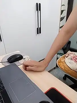 Snapshot of Mina_luna chatting on October 19, 11:27 pm Mina luna online show from October 19, 11:27 pm