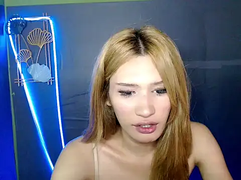 Snapshot of SerenaCortesi chatting on September 24, 4:10 pm SerenaCortesi online show from September 24, 4:10 pm