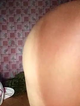 Snapshot of Ladygirl_x chatting on October 28, 6:54 pm Ladygirl x online show from October 28, 6:54 pm