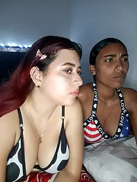 Snapshot of Chloe_Sky_love chatting on February 27, 4:01 am Chloe Sky love online show from February 27, 4:01 am