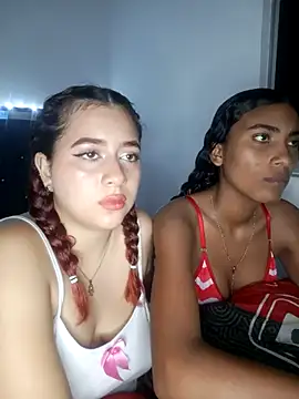 Snapshot of Chloe_Sky_love chatting on March 14, 11:21 pm Chloe Sky love online show from March 14, 11:21 pm