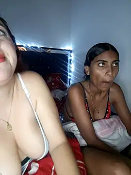 Snapshot of Chloe_Sky_love chatting on March 23, 2:04 am Chloe Sky love online show from March 23, 2:04 am