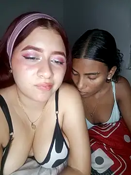 Snapshot of Chloe_Sky_love chatting on April 3, 2:09 am Chloe Sky love online show from April 3, 2:09 am