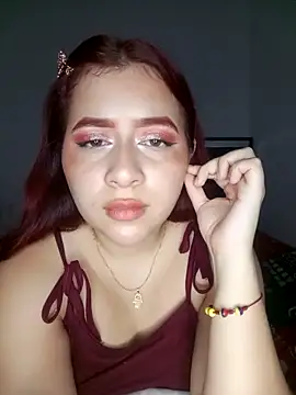 Snapshot of Chloe_Sky_love chatting on April 4, 2:21 am Chloe Sky love online show from April 4, 2:21 am