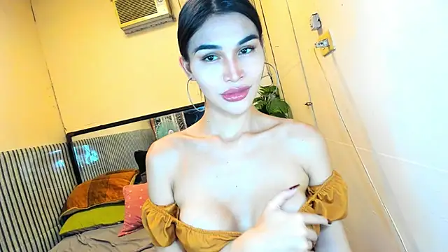 Snapshot of Ms_Monica chatting on April 29, 3:05 pm Ms Monica online show from April 29, 3:05 pm