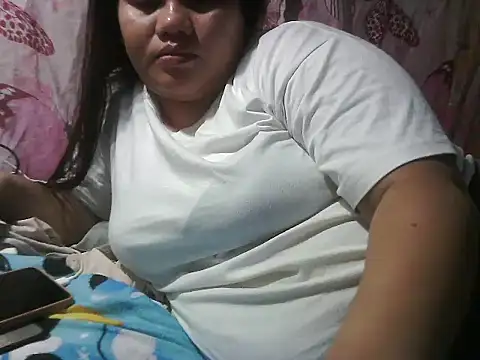 Snapshot of xxwild_pussyxx chatting on October 24, 5:59 am xxwild pussyxx online show from October 24, 5:59 am